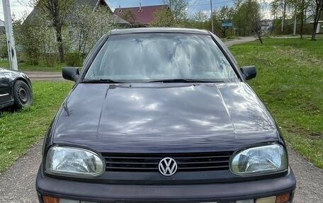 Volkswagen Golf III, 1993 год, 140 000 рублей, 2 фотография