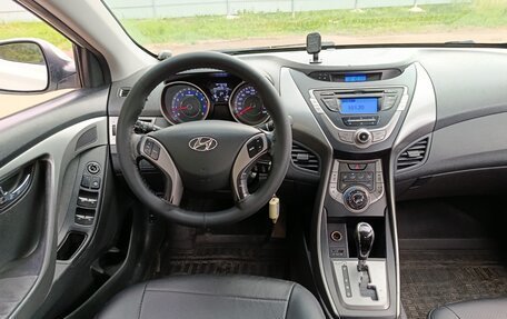Hyundai Elantra V, 2013 год, 888 000 рублей, 8 фотография