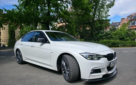 BMW 3 серия, 2017 год, 3 700 000 рублей, 14 фотография