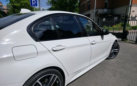 BMW 3 серия, 2017 год, 3 700 000 рублей, 15 фотография