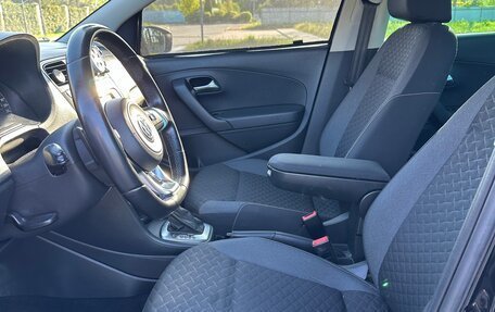 Volkswagen Polo VI (EU Market), 2018 год, 1 200 000 рублей, 4 фотография