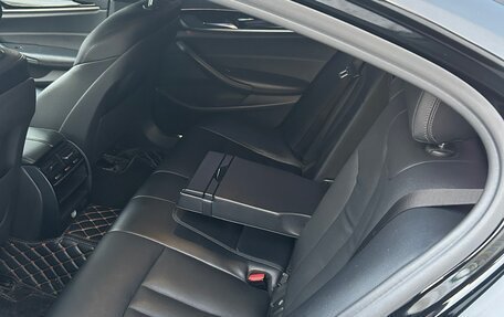 BMW 5 серия, 2018 год, 2 200 000 рублей, 3 фотография