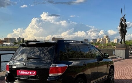 Toyota Highlander III, 2012 год, 2 400 000 рублей, 9 фотография