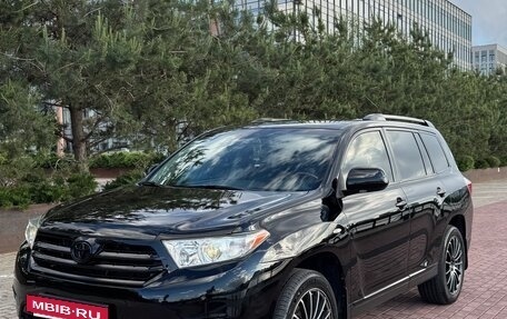 Toyota Highlander III, 2012 год, 2 400 000 рублей, 5 фотография