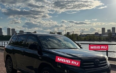 Toyota Highlander III, 2012 год, 2 400 000 рублей, 6 фотография