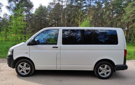 Volkswagen Caravelle T5, 2013 год, 2 100 000 рублей, 4 фотография