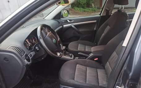 Skoda Octavia, 2012 год, 999 999 рублей, 16 фотография