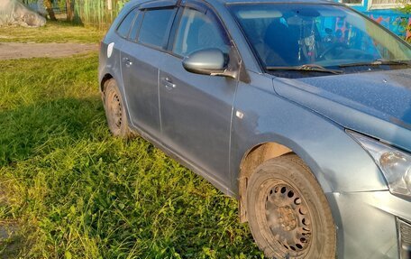 Chevrolet Cruze II, 2013 год, 670 000 рублей, 2 фотография