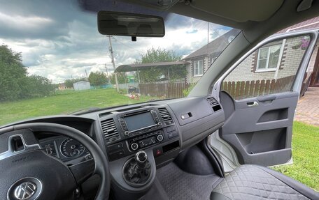 Volkswagen Caravelle T5, 2011 год, 2 300 000 рублей, 5 фотография