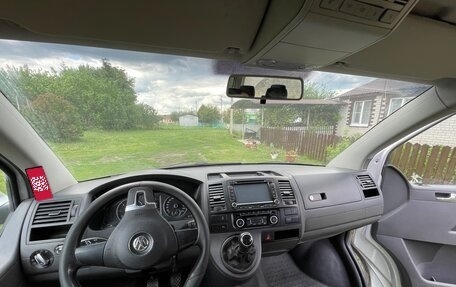 Volkswagen Caravelle T5, 2011 год, 2 300 000 рублей, 7 фотография