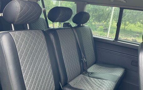 Volkswagen Caravelle T5, 2011 год, 2 300 000 рублей, 12 фотография