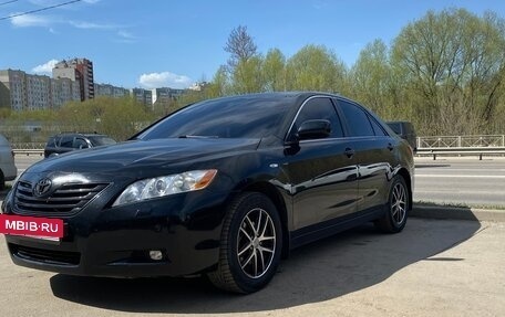 Toyota Camry, 2008 год, 1 160 000 рублей, 2 фотография