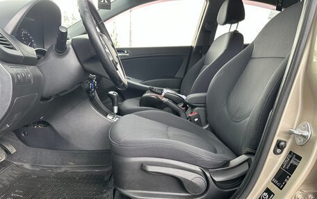 Hyundai Solaris II рестайлинг, 2011 год, 575 000 рублей, 19 фотография