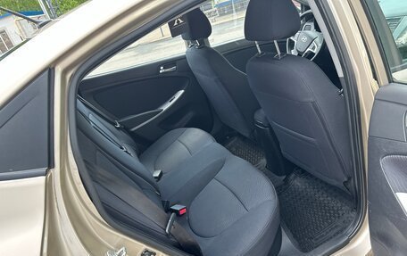 Hyundai Solaris II рестайлинг, 2011 год, 575 000 рублей, 17 фотография