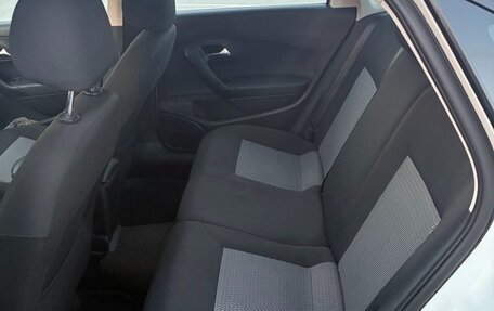 Volkswagen Polo VI (EU Market), 2014 год, 800 000 рублей, 8 фотография