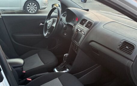 Volkswagen Polo VI (EU Market), 2014 год, 800 000 рублей, 10 фотография