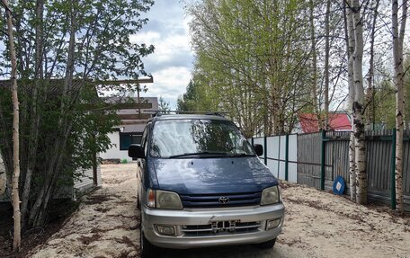 Toyota Town Ace III, 1998 год, 560 000 рублей, 4 фотография