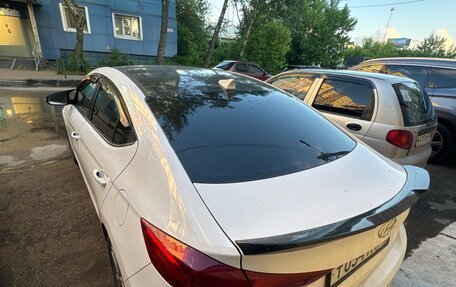 Hyundai Elantra VI рестайлинг, 2018 год, 1 500 000 рублей, 4 фотография