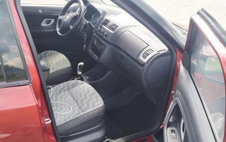 Skoda Fabia II, 2007 год, 390 000 рублей, 2 фотография