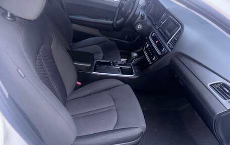 Hyundai Sonata VII, 2019 год, 1 200 000 рублей, 8 фотография