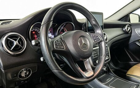 Mercedes-Benz GLA, 2017 год, 1 897 000 рублей, 13 фотография