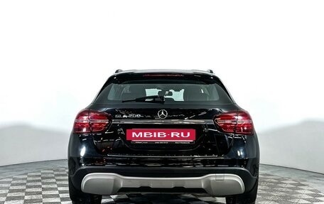 Mercedes-Benz GLA, 2017 год, 1 897 000 рублей, 6 фотография
