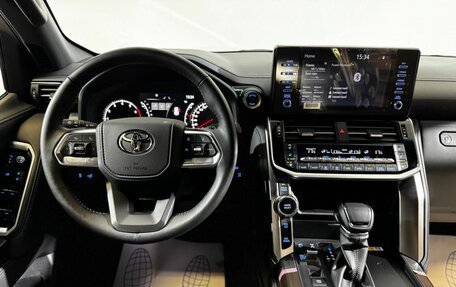 Toyota Land Cruiser, 2024 год, 11 399 000 рублей, 11 фотография