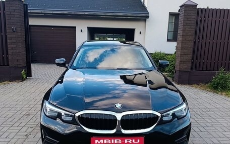 BMW 3 серия, 2021 год, 4 000 000 рублей, 1 фотография