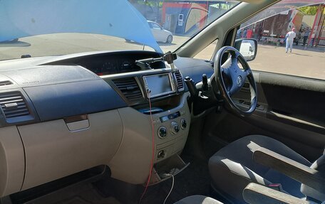 Toyota Voxy II, 2004 год, 1 250 000 рублей, 9 фотография