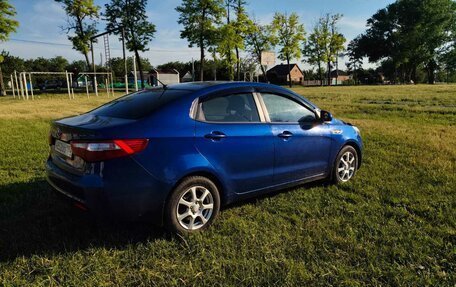 KIA Rio III рестайлинг, 2011 год, 820 000 рублей, 4 фотография