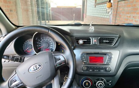 KIA Rio III рестайлинг, 2011 год, 820 000 рублей, 6 фотография