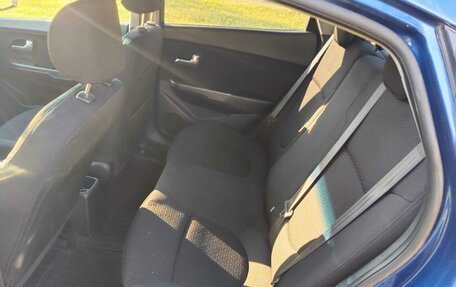 KIA Rio III рестайлинг, 2011 год, 820 000 рублей, 7 фотография