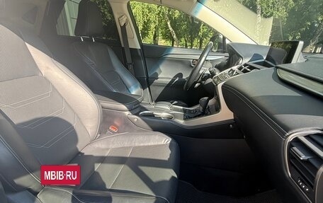 Lexus NX I, 2018 год, 3 200 000 рублей, 16 фотография
