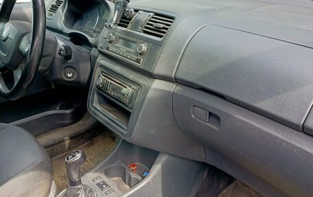 Skoda Fabia II, 2012 год, 380 000 рублей, 6 фотография