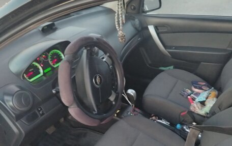 Chevrolet Aveo III, 2010 год, 300 000 рублей, 2 фотография