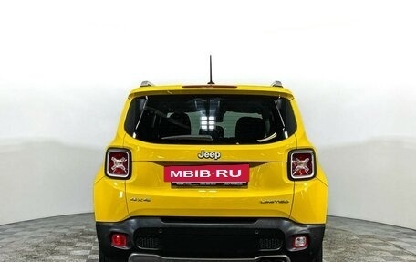 Jeep Renegade I рестайлинг, 2015 год, 1 777 000 рублей, 6 фотография