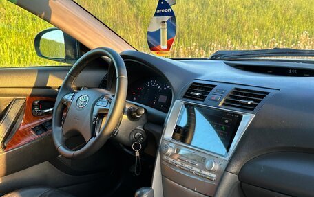 Toyota Camry, 2011 год, 1 300 000 рублей, 19 фотография