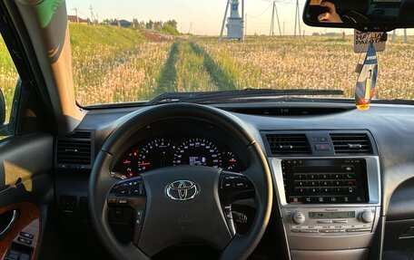 Toyota Camry, 2011 год, 1 300 000 рублей, 24 фотография