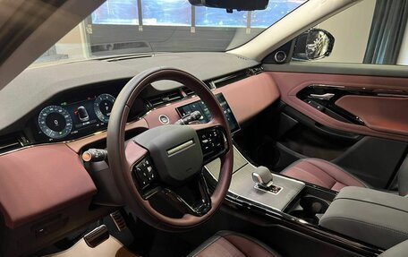 Land Rover Range Rover Evoque II, 2024 год, 5 799 999 рублей, 12 фотография