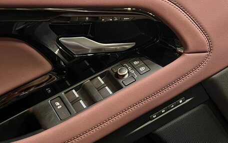 Land Rover Range Rover Evoque II, 2024 год, 5 799 999 рублей, 32 фотография