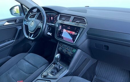 Volkswagen Tiguan II, 2017 год, 2 098 600 рублей, 8 фотография