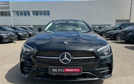 Mercedes-Benz E-Класс, 2021 год, 5 900 000 рублей, 2 фотография