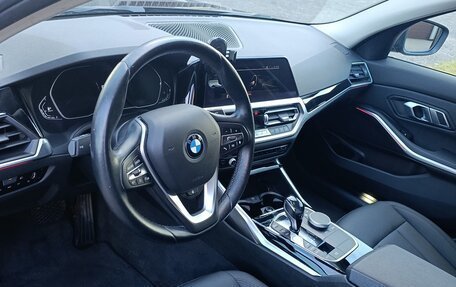 BMW 3 серия, 2021 год, 4 000 000 рублей, 12 фотография