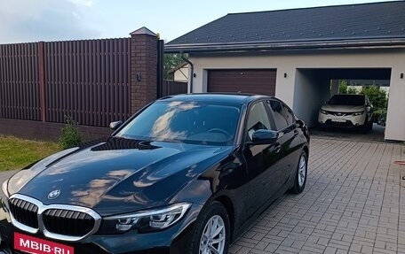 BMW 3 серия, 2021 год, 4 000 000 рублей, 10 фотография