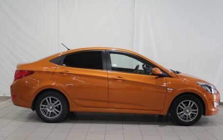 Hyundai Solaris II рестайлинг, 2015 год, 1 215 000 рублей, 5 фотография