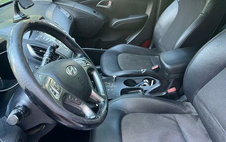 Hyundai ix35 I рестайлинг, 2015 год, 1 300 000 рублей, 8 фотография