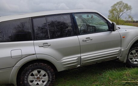 Mitsubishi Pajero III рестайлинг, 2002 год, 650 000 рублей, 4 фотография