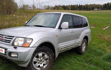 Mitsubishi Pajero III рестайлинг, 2002 год, 650 000 рублей, 2 фотография