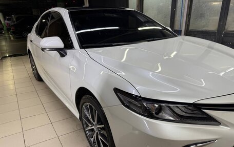 Toyota Camry, 2022 год, 3 800 000 рублей, 3 фотография