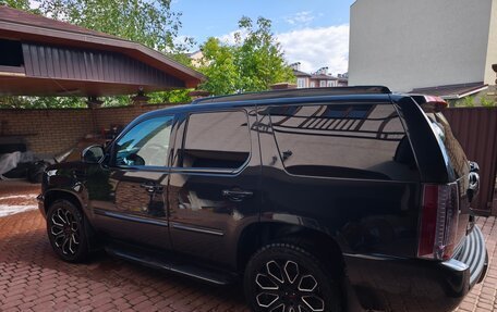 Cadillac Escalade III, 2011 год, 2 200 000 рублей, 3 фотография